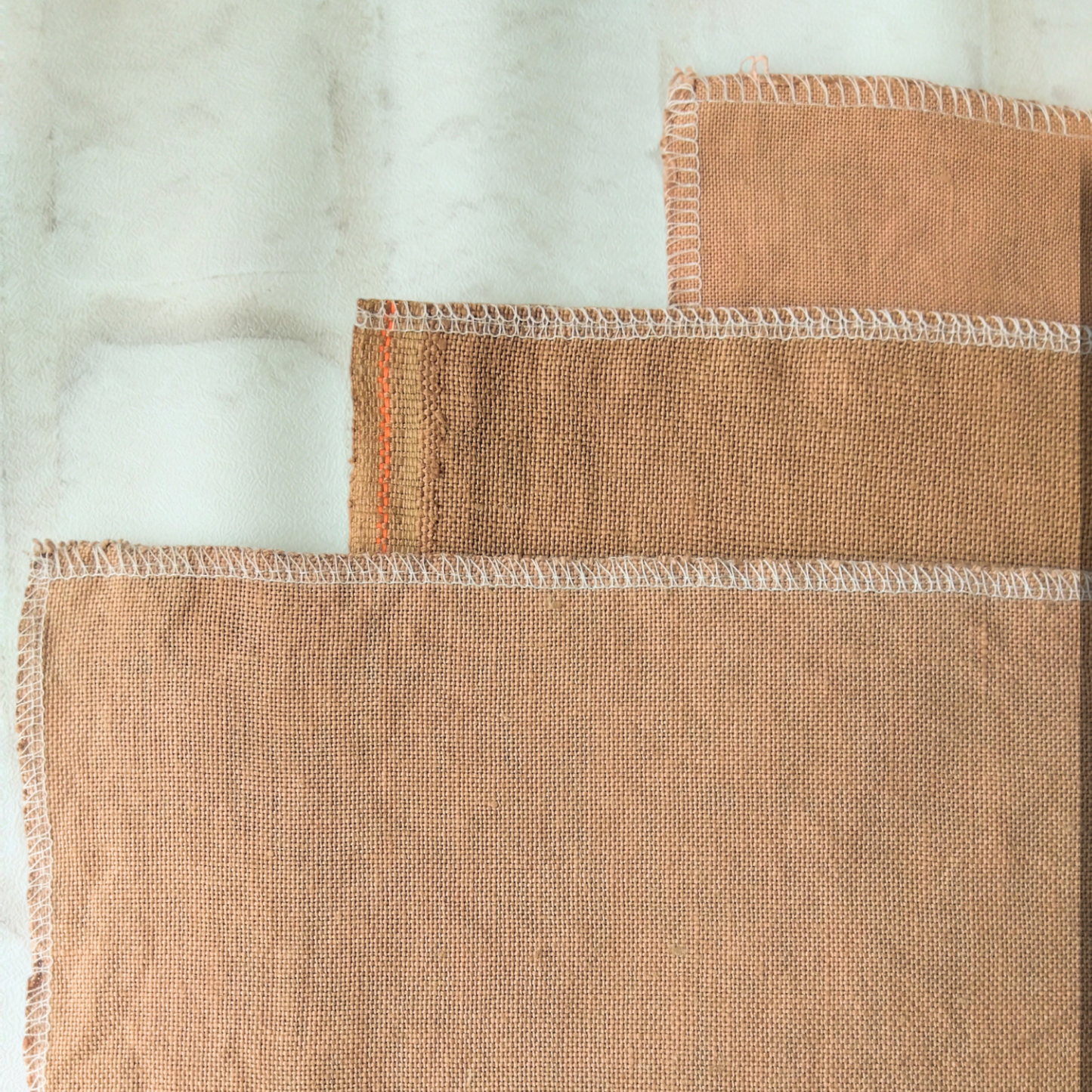 *Walnut Color* Walnut 32ct 18.5×25.5in. 47×64cm