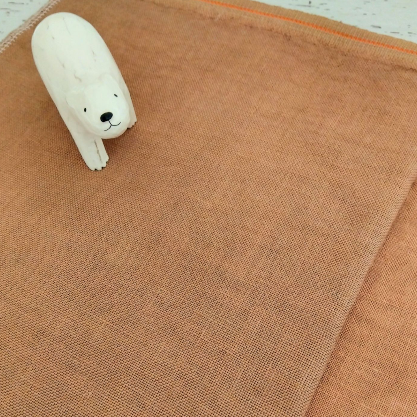 *Walnut Color* Walnut 32ct 18.5×25.5in. 47×64cm