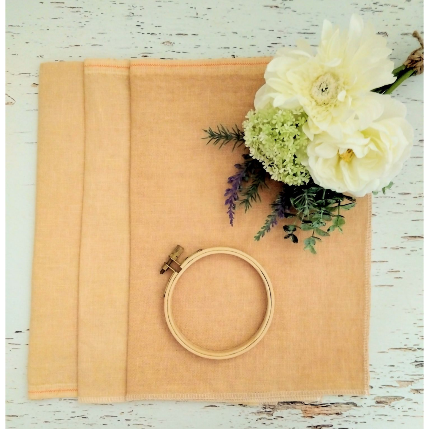 *Caramel* Caramel 32ct 12.5×18.5in. 32×47cm