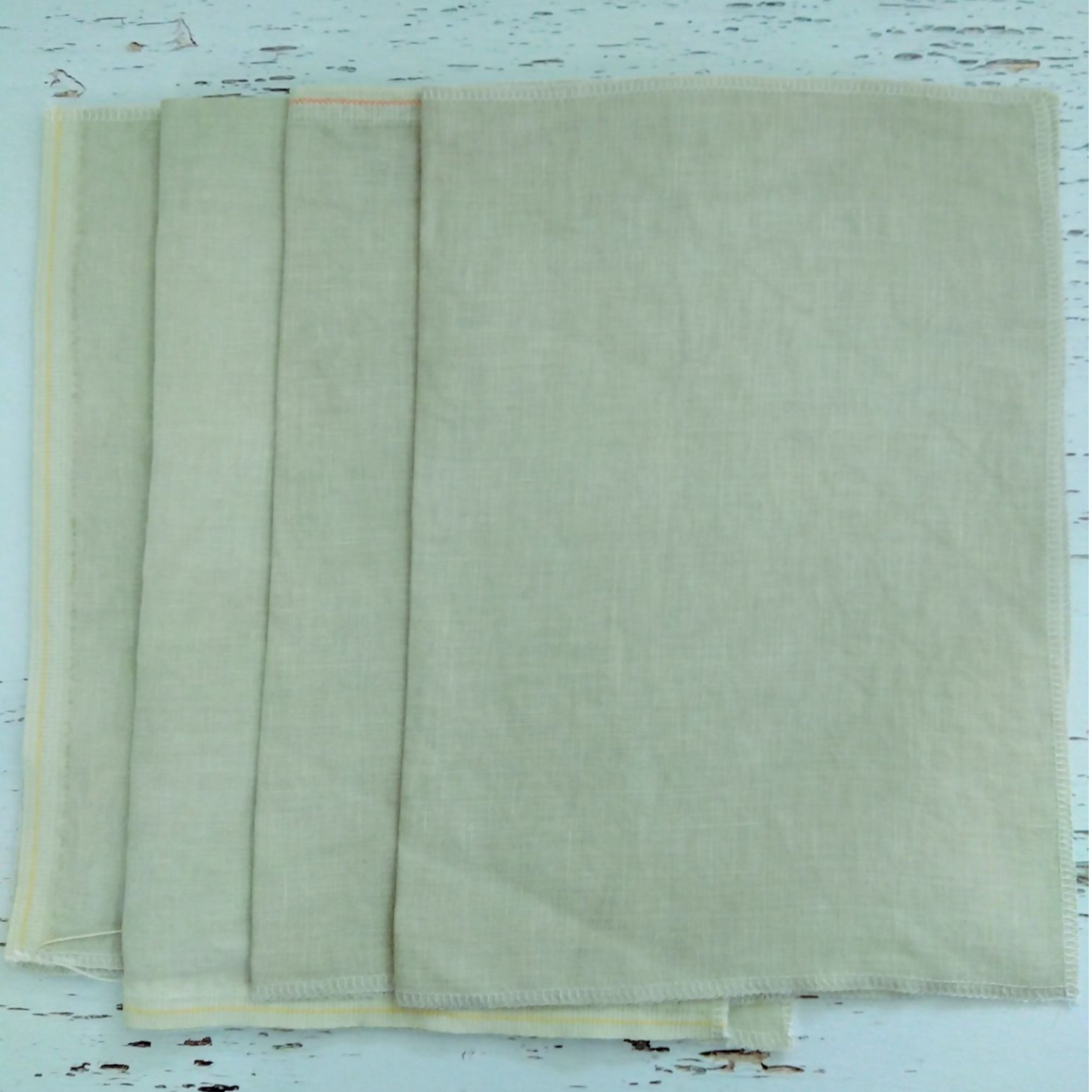 *セラドンジェイド* Celadon Jade  28ct  12×18.5in.  31×47cm