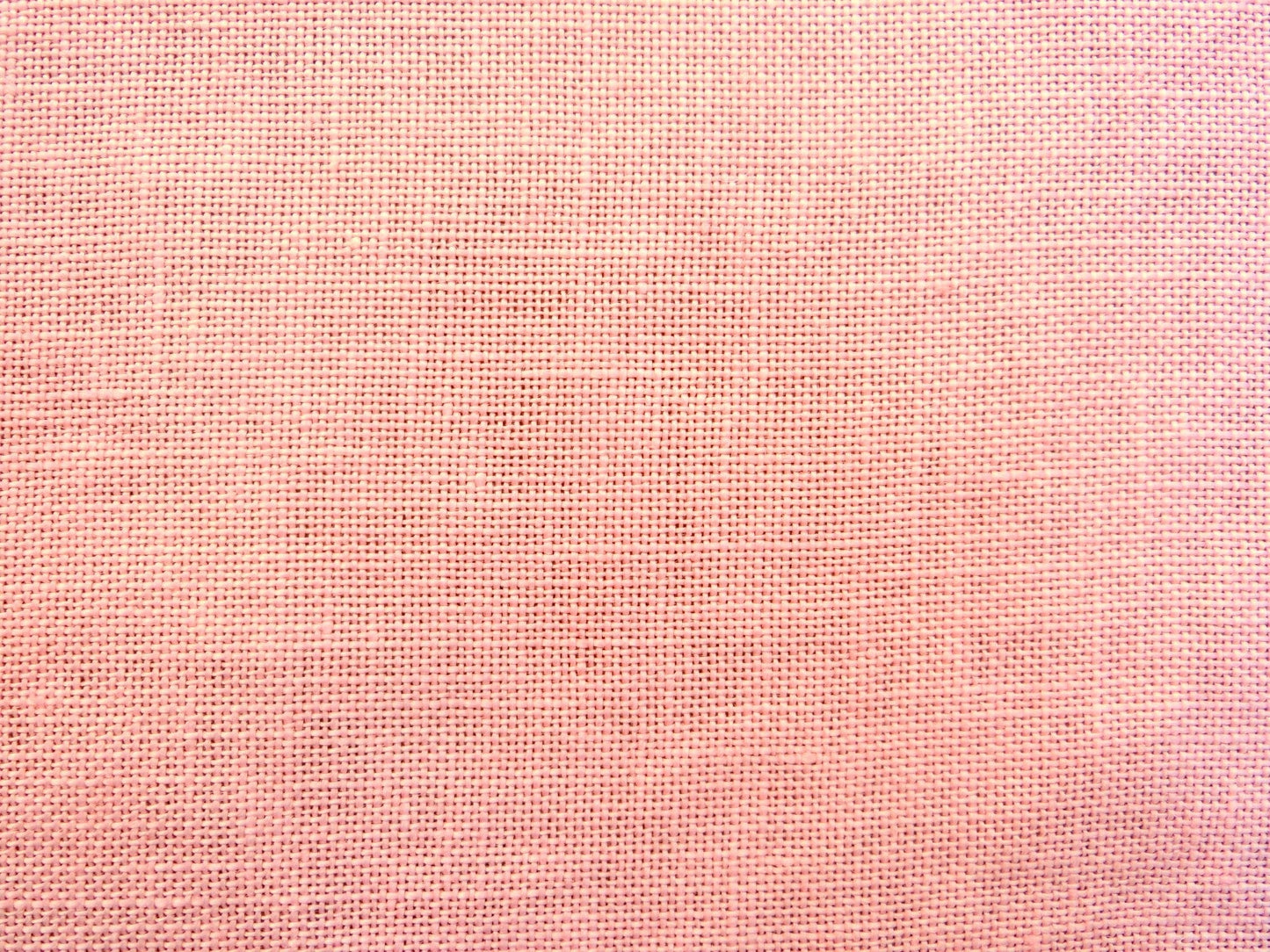 *シルキーピンク*　Silky Pink  32ct  19×25in.  47×65cm