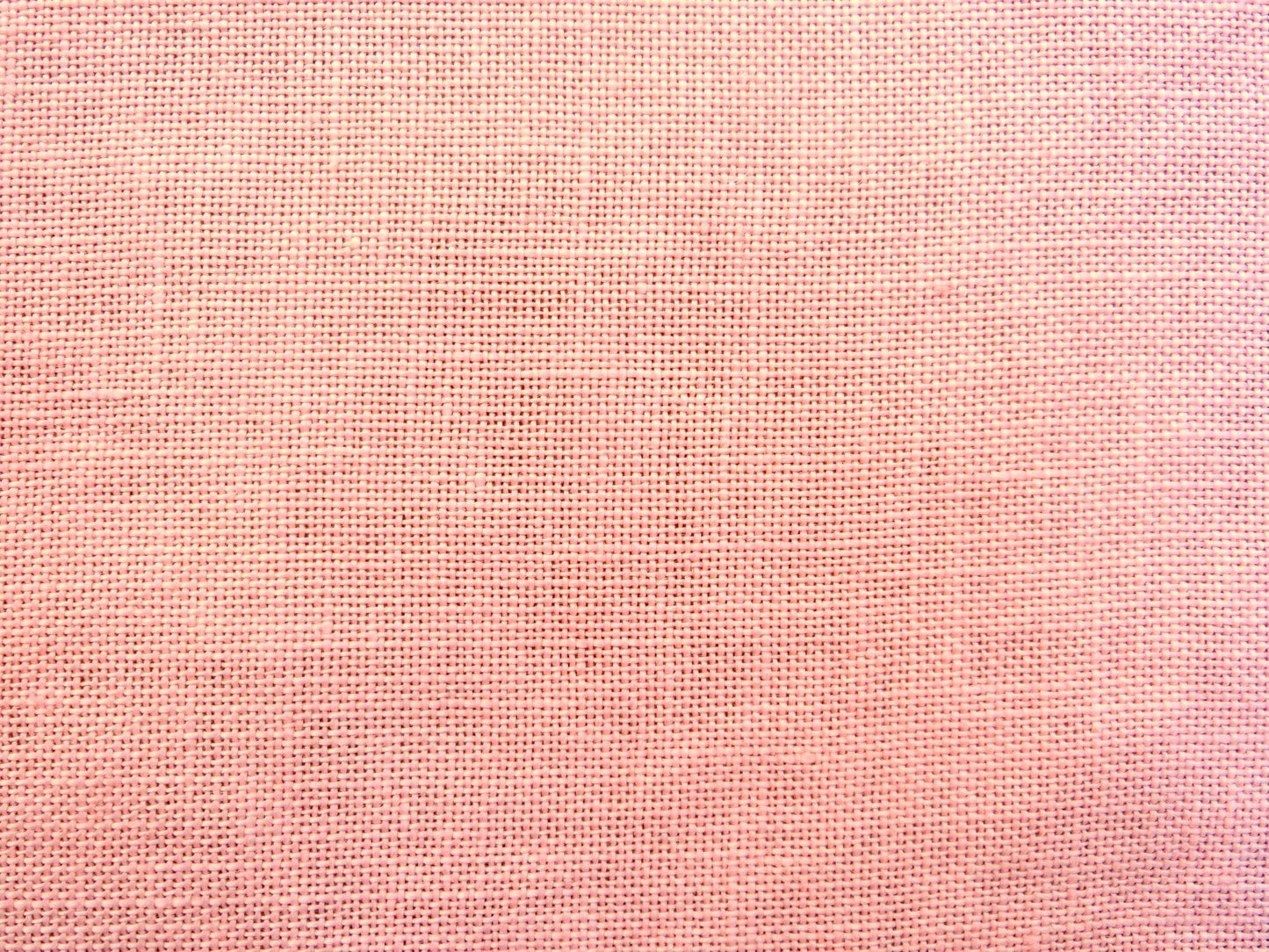 *シルキーピンク*　Silky Pink  28ct  19×24in.  48×62cm