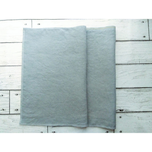 *シルバーグレー*　Silver Gray  40ct 13×18in.  33×45cm