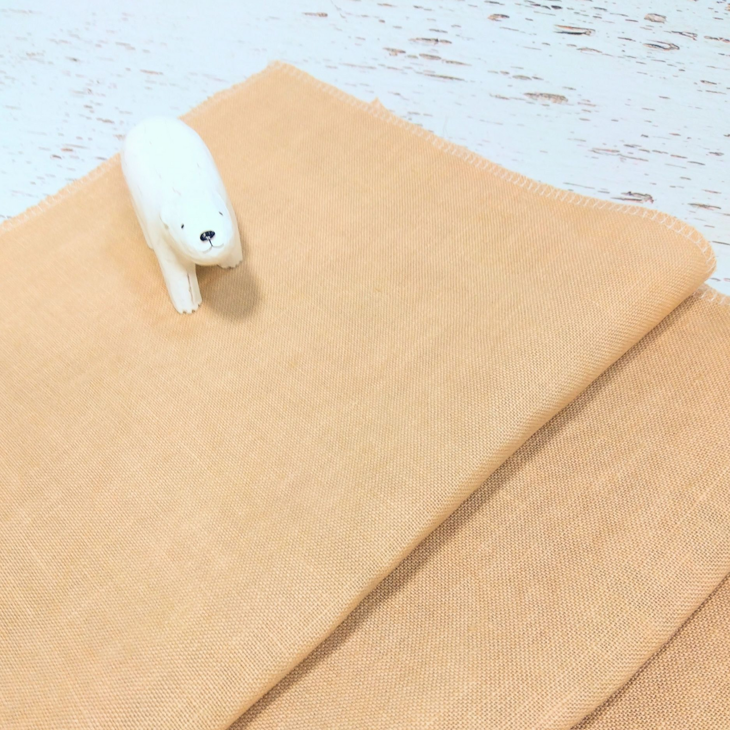 *Caramel* Caramel 32ct 12.5×18.5in. 32×47cm