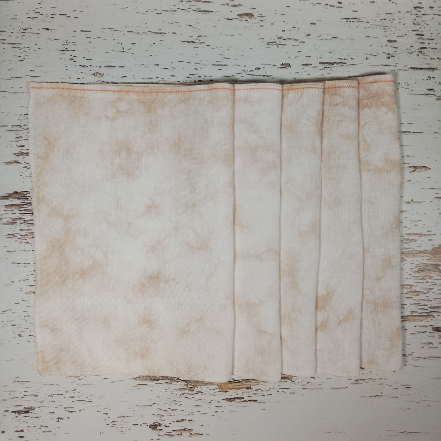 *Barely Beige Classic* 40ct 32×47cm 12.5×18.5in.