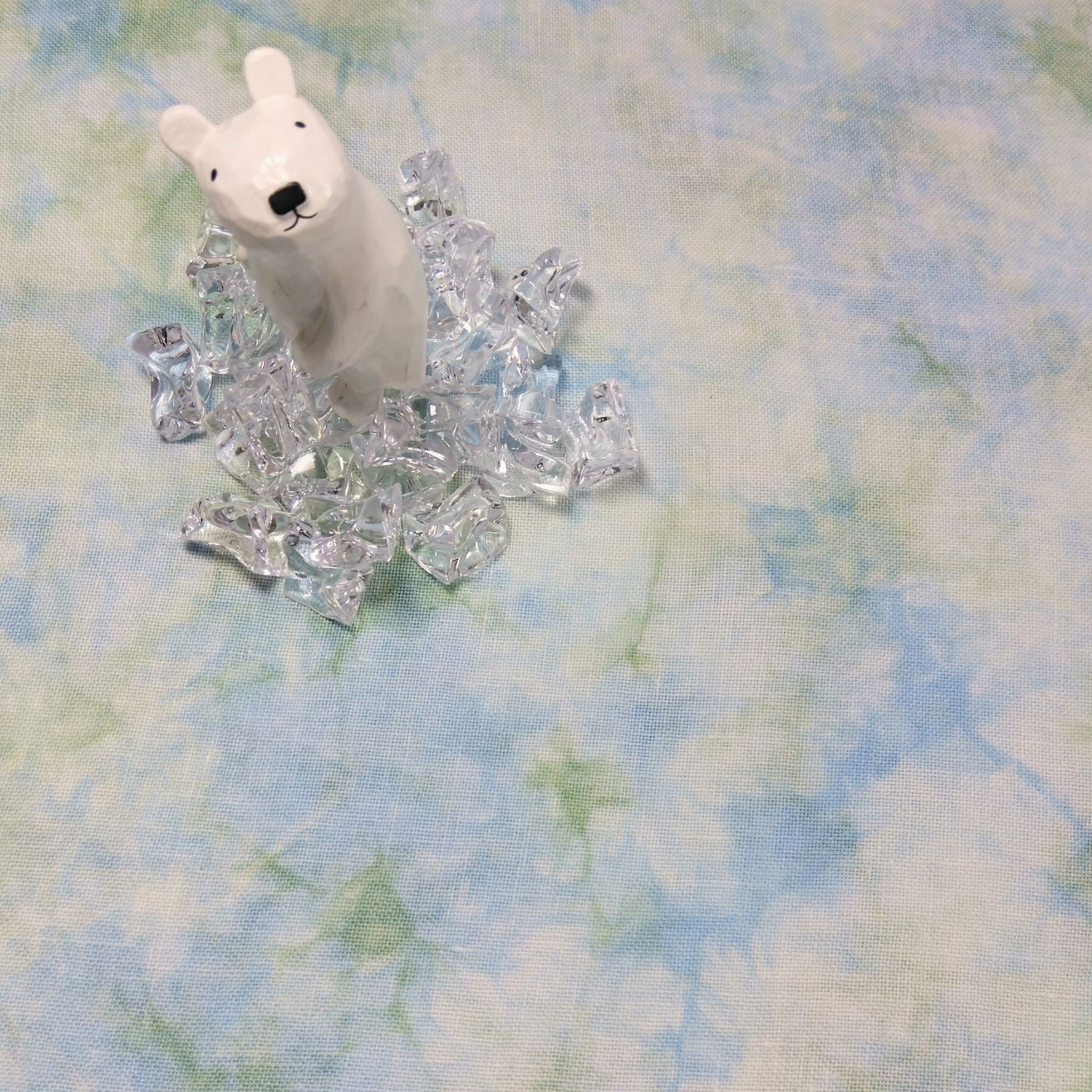 *北極* Arctic  28ct  31×47cm  12×18.5in.