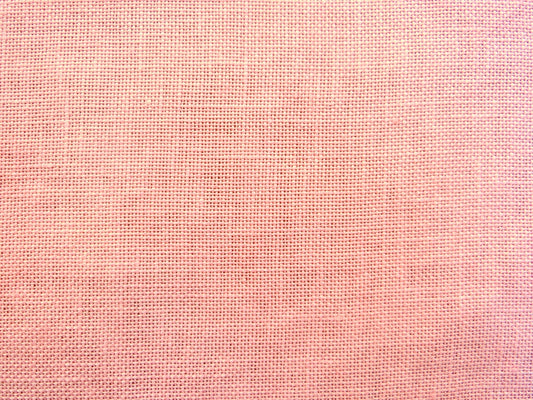 *シルキーピンク*　Silky Pink  32ct  19×26in.  48×66cm